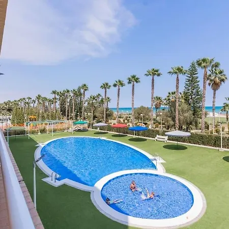 Oropesa Coastal Gem, Pool & Sea View Apartment El Borseral